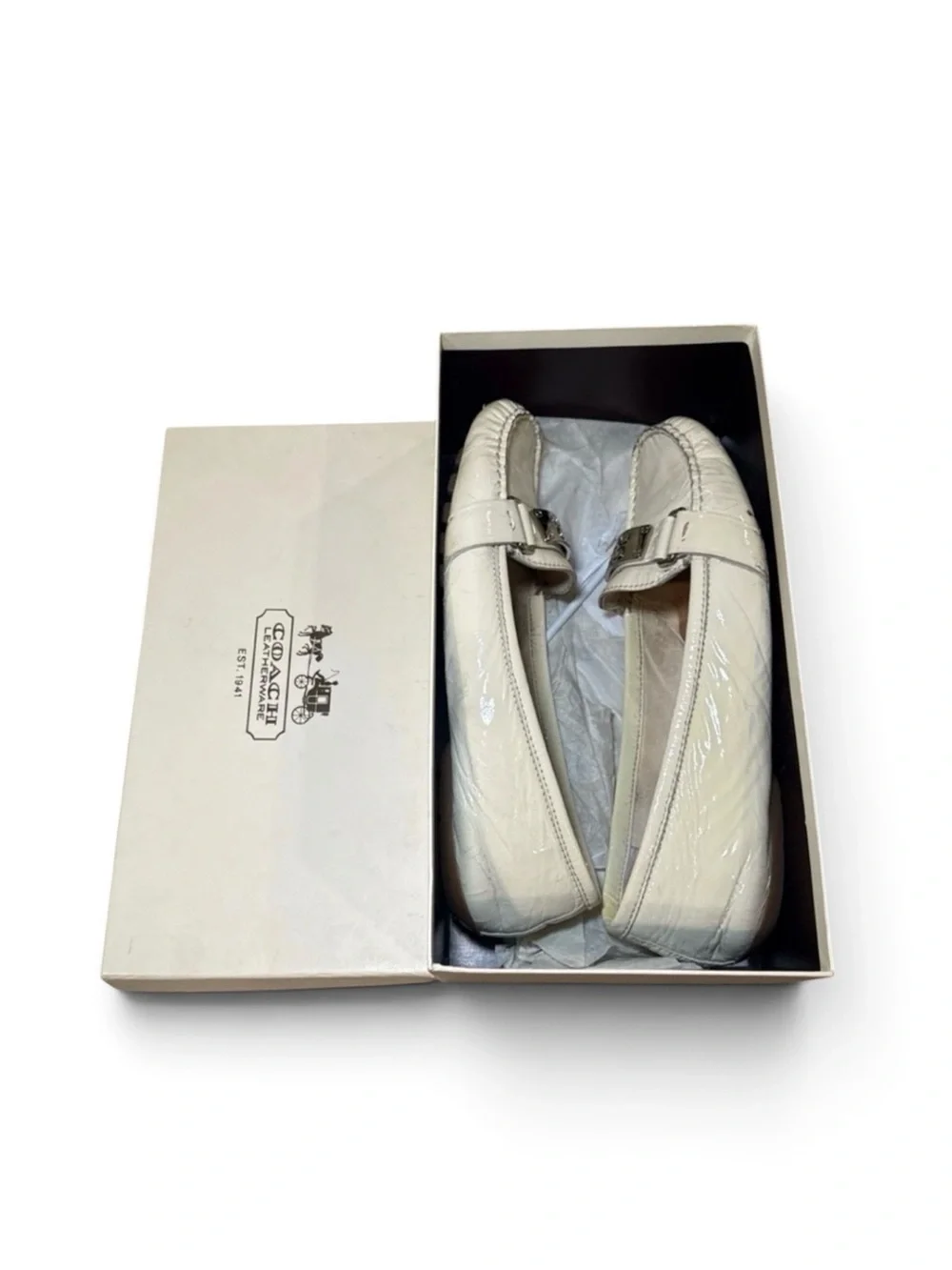 Coach Pierce Off White Patent Leather Silver C Logo Driving Loafer Flats Woman 9